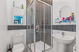 En-Suite- click for photo gallery